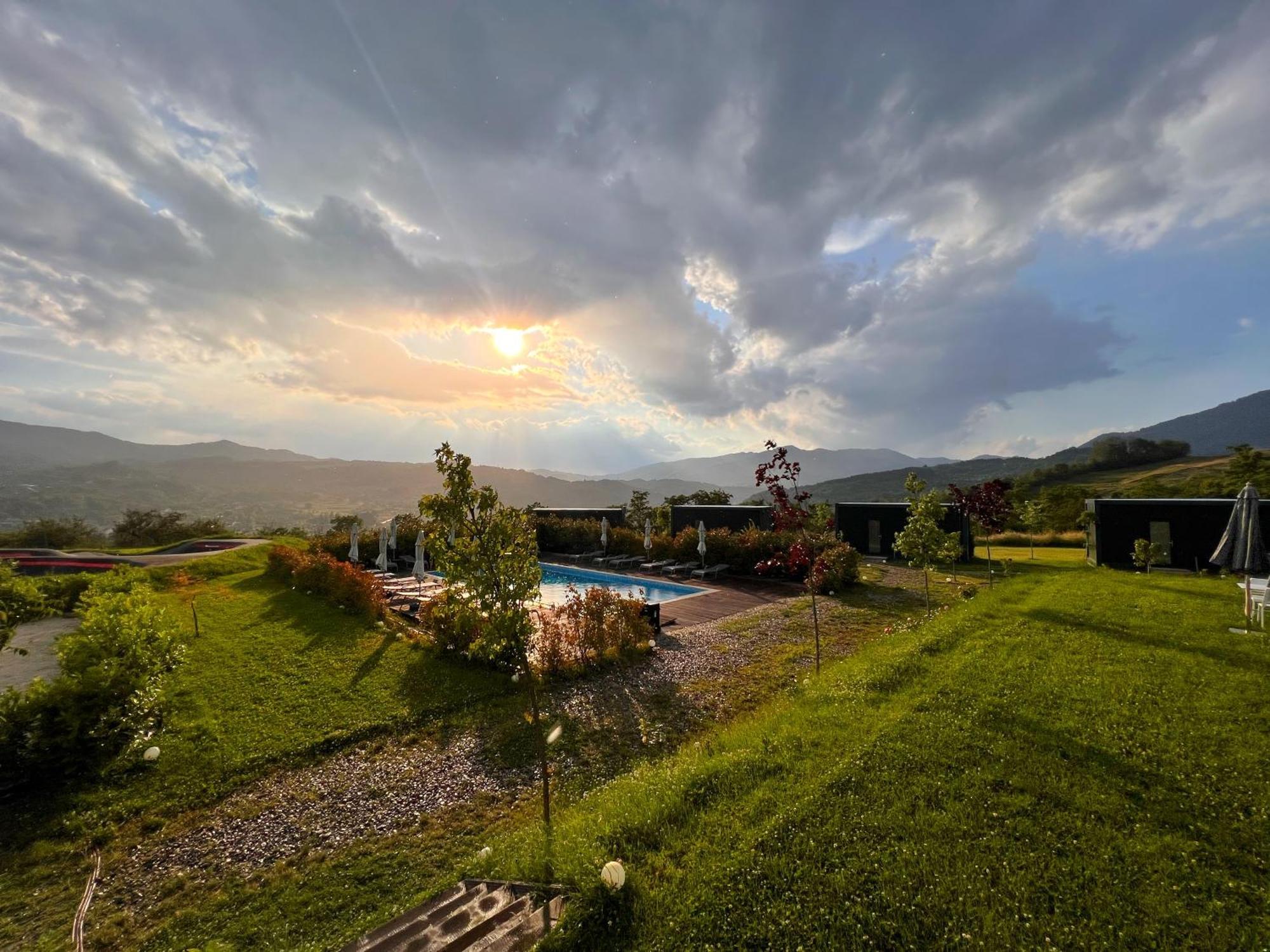 Flandra Glamping Corbeni Exterior foto