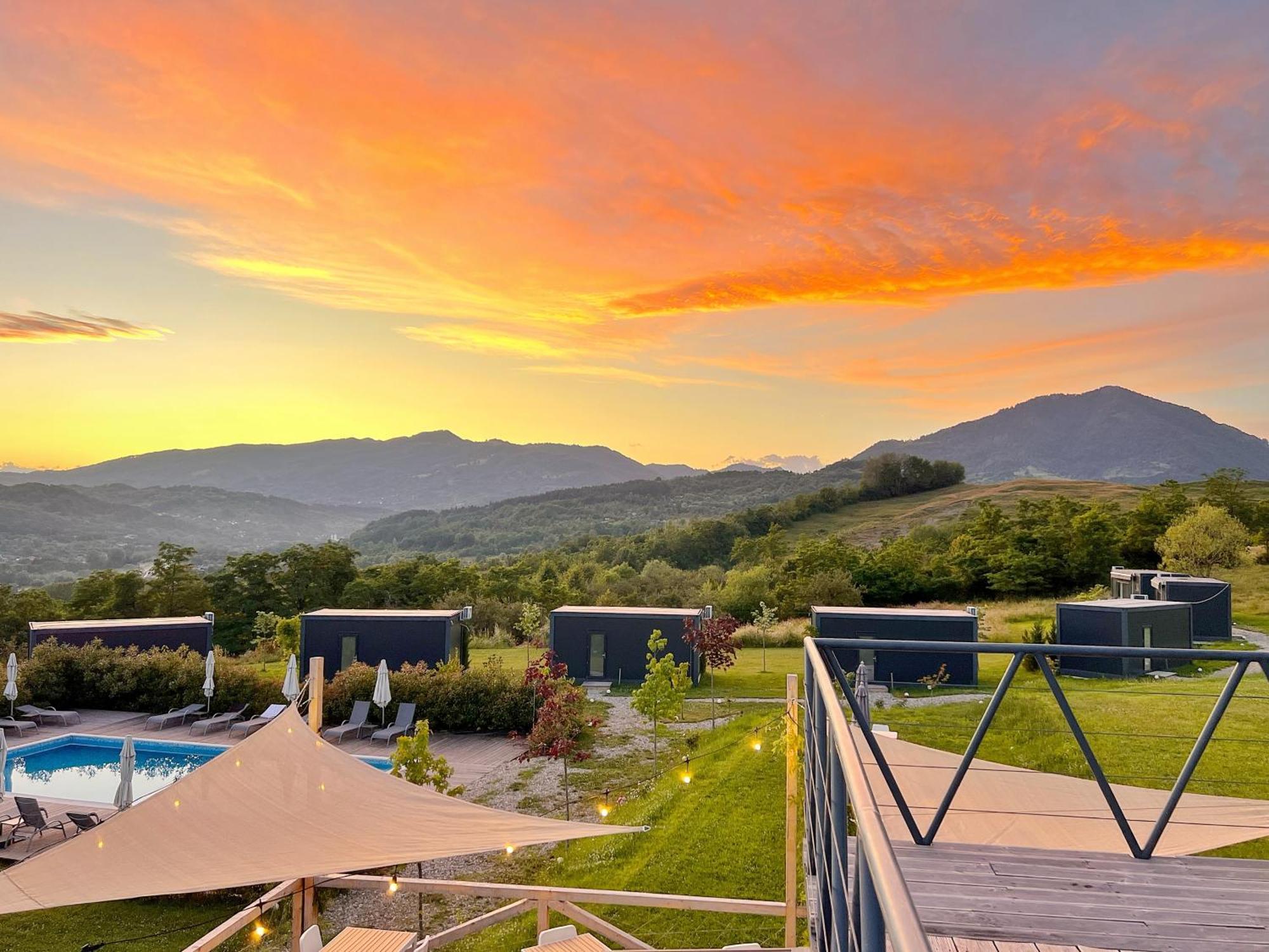 Flandra Glamping Corbeni Exterior foto